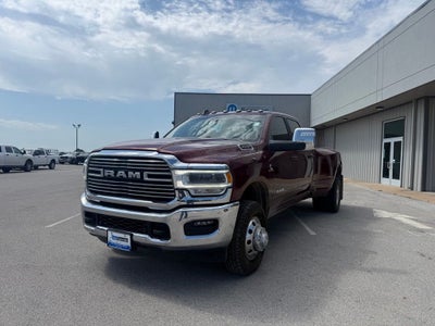 2024 RAM 3500 Laramie Crew Cab 4x4 8' Box