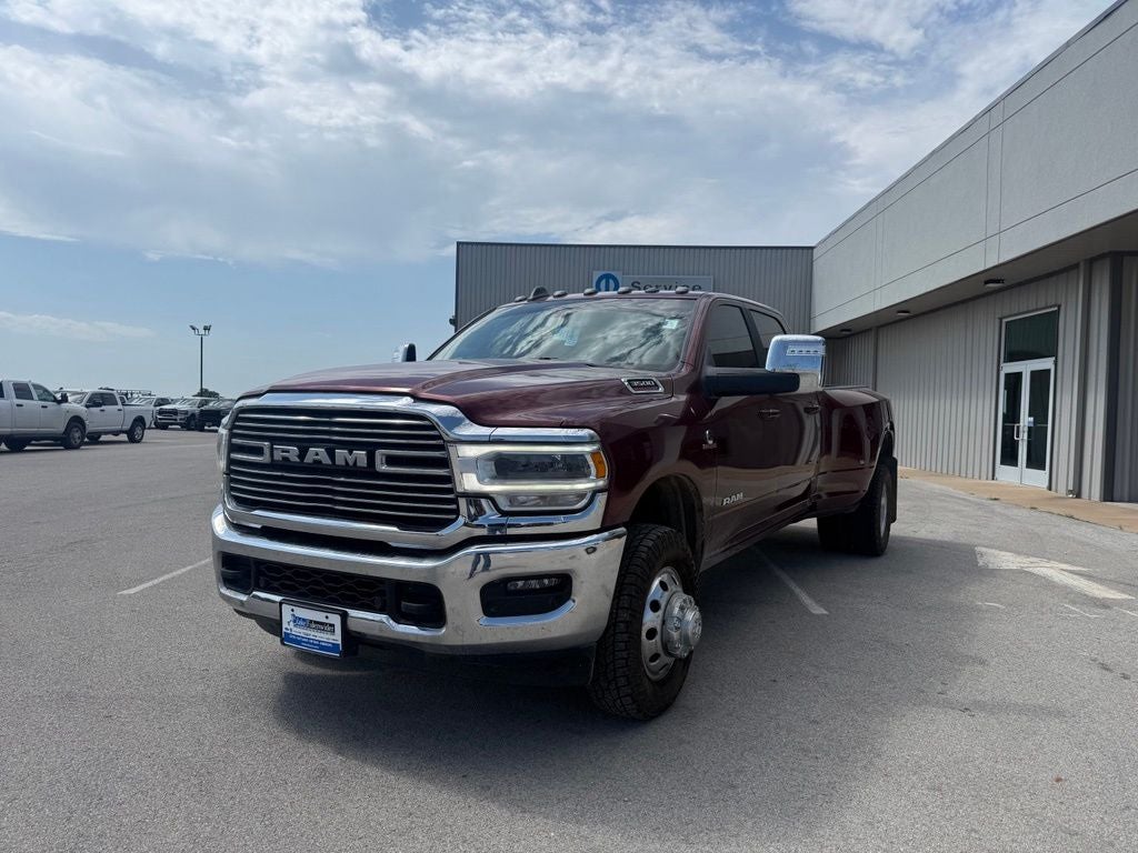 2024 RAM 3500 Laramie Crew Cab 4x4 8' Box