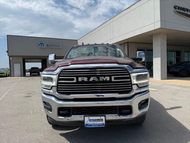 2024 RAM 3500 Laramie Crew Cab 4x4 8' Box