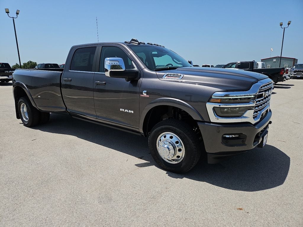 2026 RAM 3500 Limited Longhorn Crew Cab 4x4 8' Box