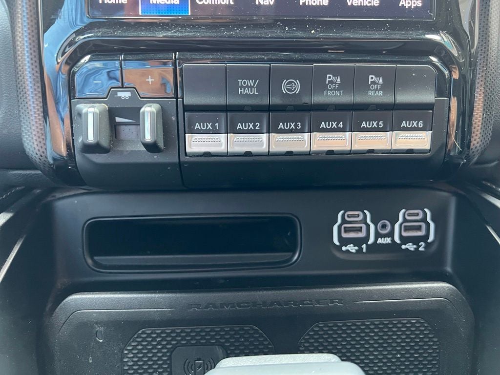 2024 RAM 3500 Limited Crew Cab 4x4 8' Box