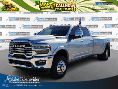 2026 RAM 3500 Limited Crew Cab 4x4 8' Box