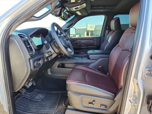 2026 RAM 3500 Limited Crew Cab 4x4 8' Box