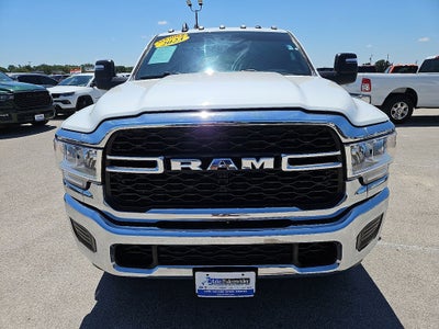 2023 RAM 2500 Tradesman Crew Cab 4x4 8' Box