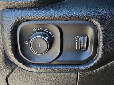 2023 RAM 2500 Tradesman Crew Cab 4x4 8' Box