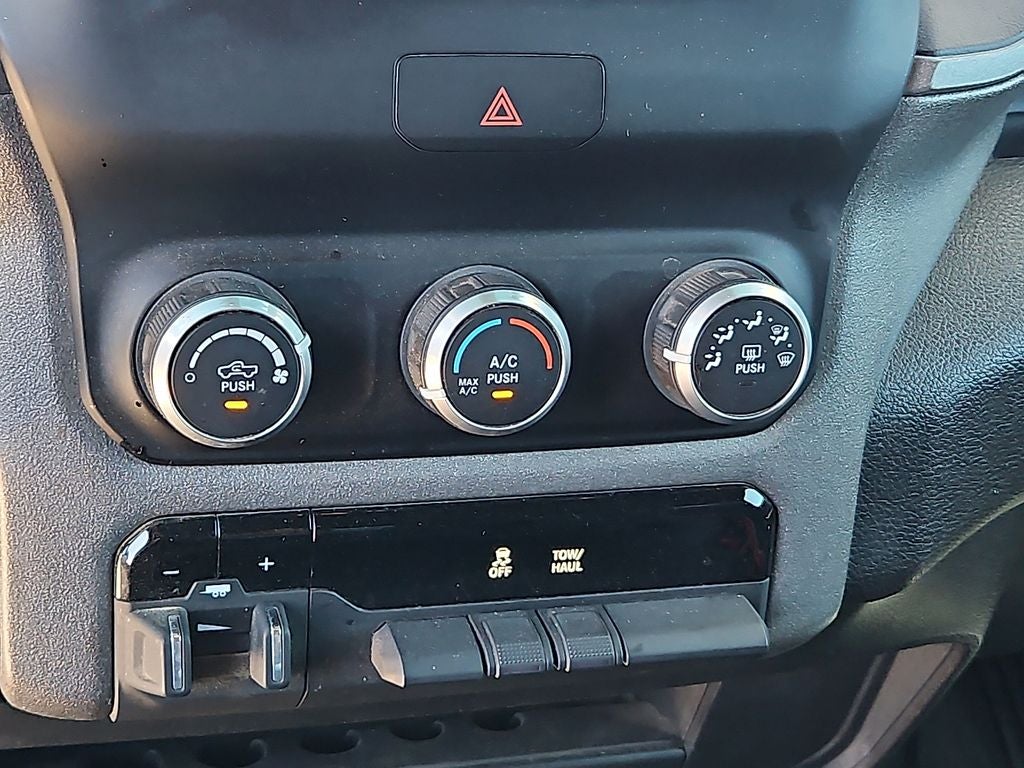 2023 RAM 2500 Tradesman Crew Cab 4x4 8' Box