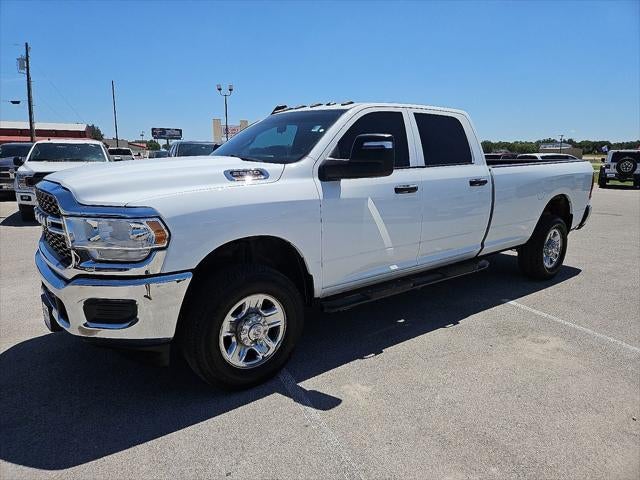 2023 RAM 2500 Tradesman Crew Cab 4x4 8' Box