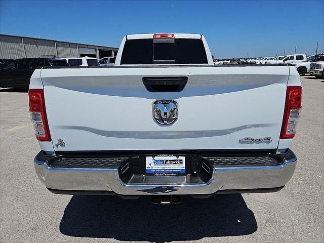 2023 RAM 2500 Tradesman Crew Cab 4x4 8' Box