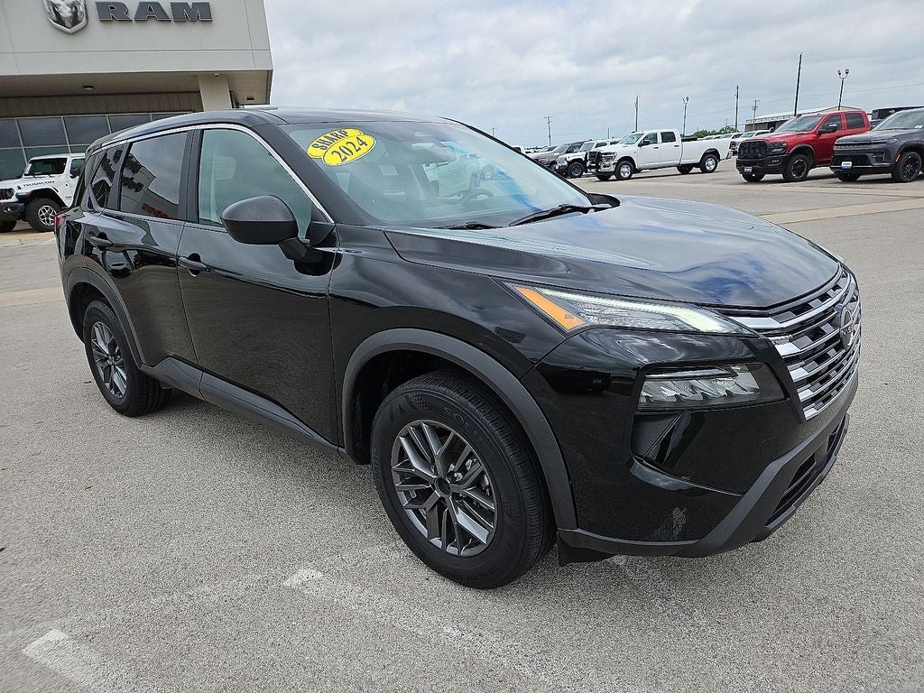 2024 Nissan Rogue S FWD