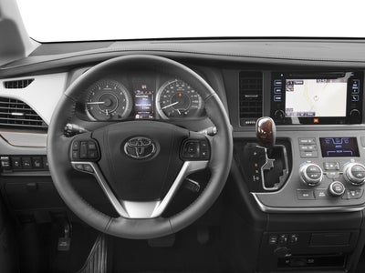 2017 Toyota Sienna XLE 8 Passenger