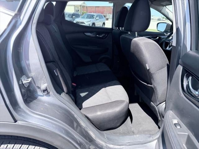 2020 Nissan Rogue Sport SV FWD Xtronic CVT