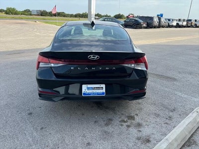 2023 Hyundai Elantra SEL