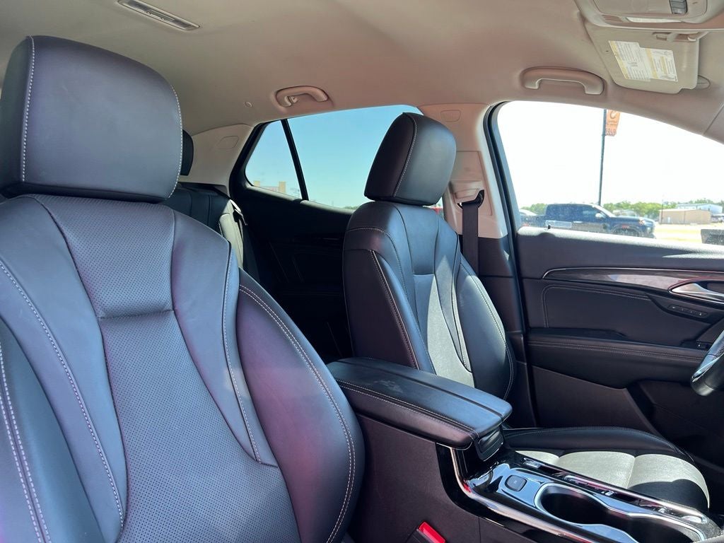 2023 Buick Envision Essence FWD