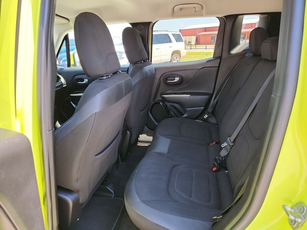 2017 Jeep Renegade Altitude FWD