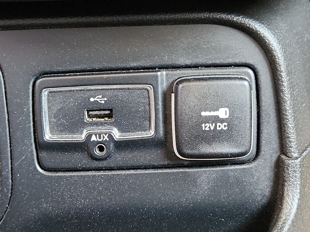 2017 Jeep Renegade Altitude FWD