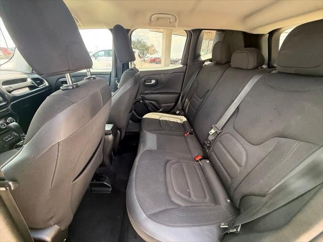 2017 Jeep Renegade Altitude FWD