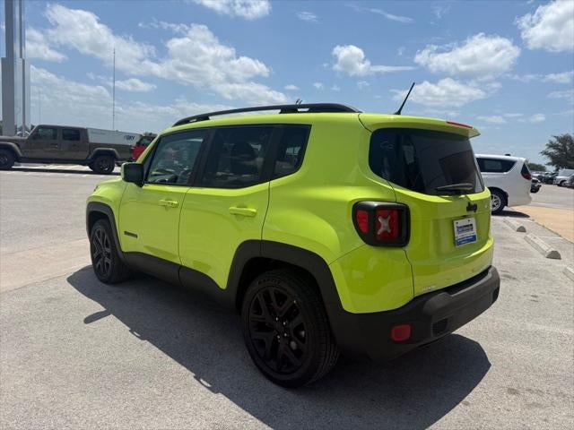 2017 Jeep Renegade Altitude FWD