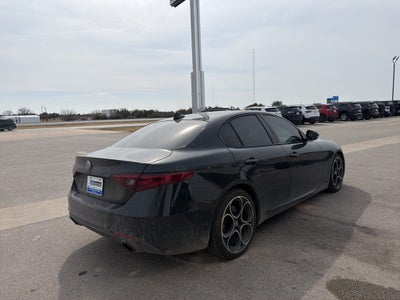 2022 Alfa Romeo Giulia Ti RWD