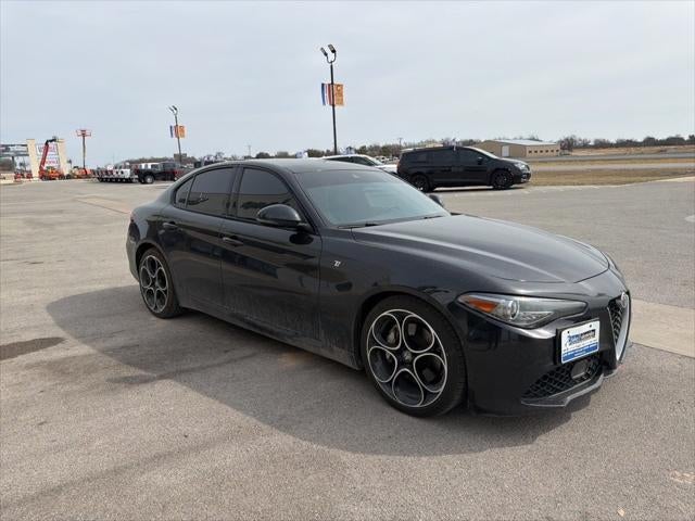 2022 Alfa Romeo Giulia Ti RWD