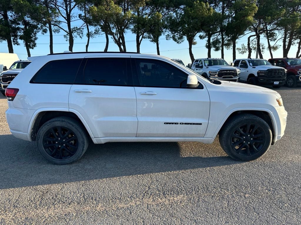 2021 Jeep Grand Cherokee Laredo X 4x4