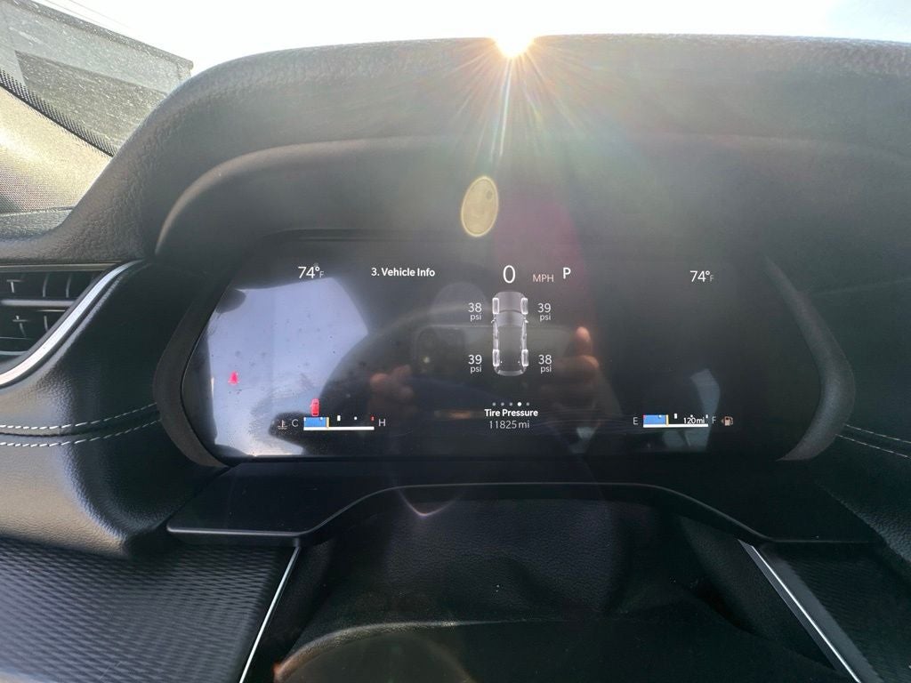 2025 Jeep Grand Cherokee Altitude 4x2