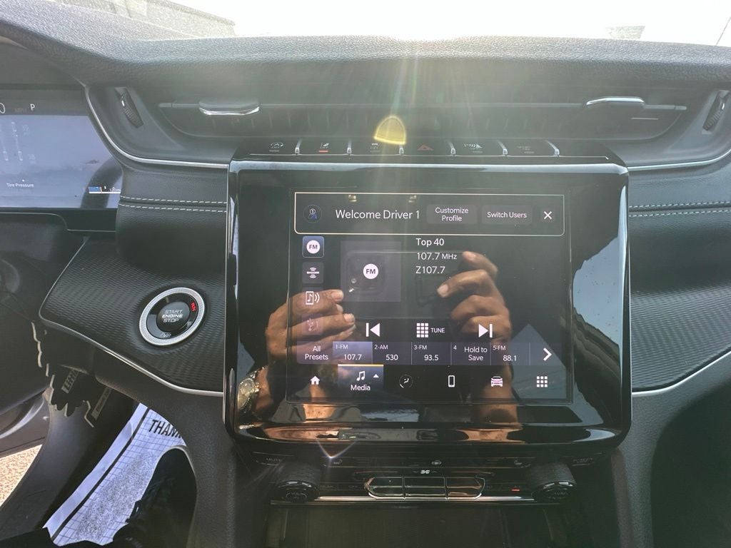 2025 Jeep Grand Cherokee Altitude 4x2