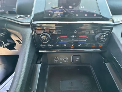 2025 Jeep Grand Cherokee Altitude 4x2