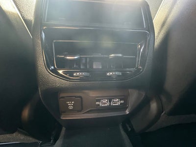 2025 Jeep Grand Cherokee Altitude 4x2