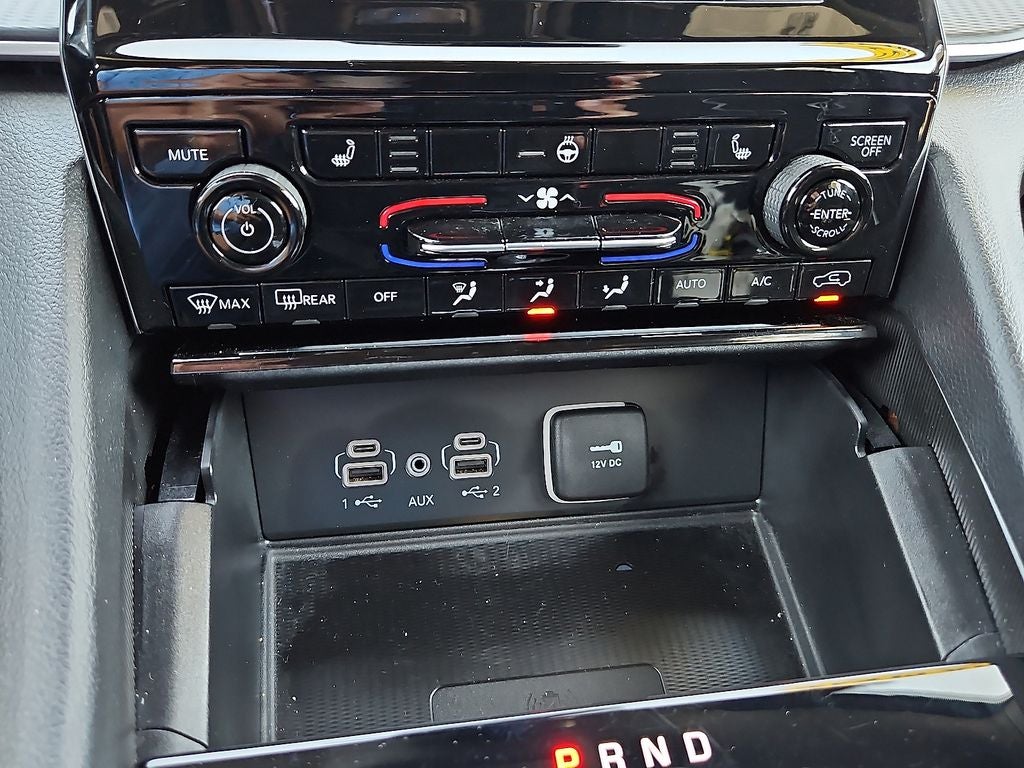 2025 Jeep Grand Cherokee Altitude 4x2