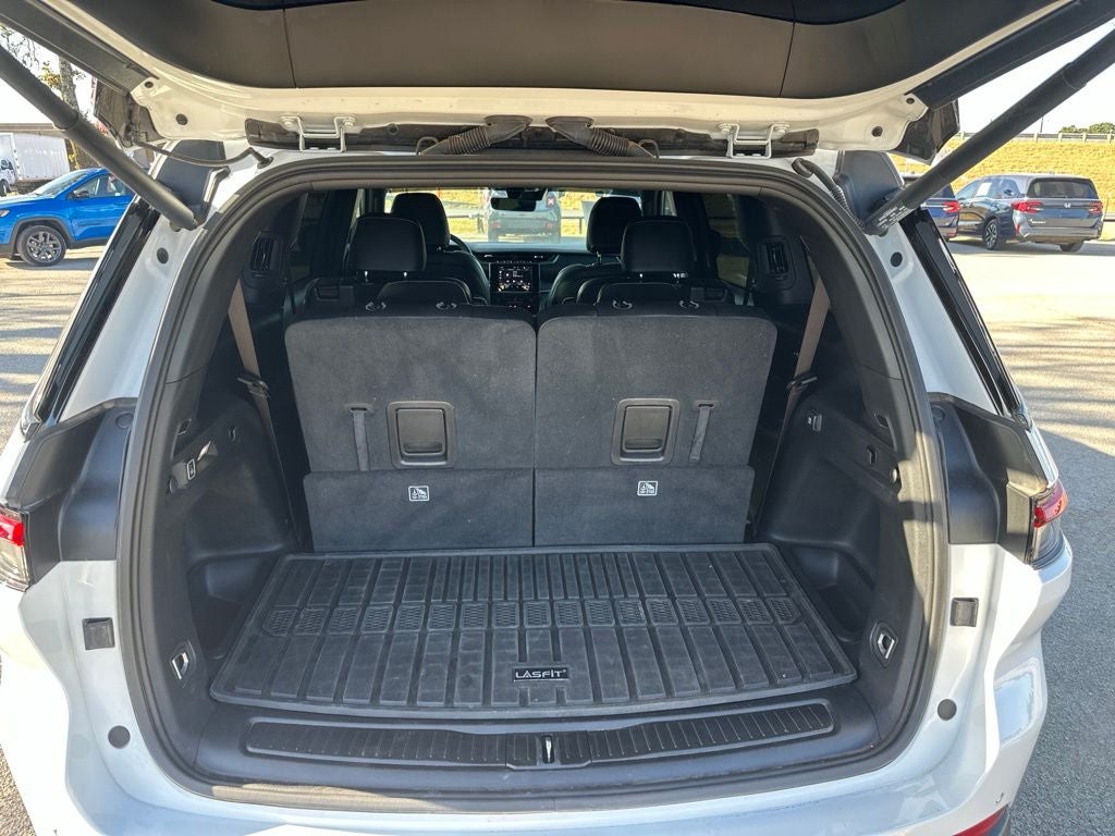 2025 Jeep Grand Cherokee L Altitude X 4x4