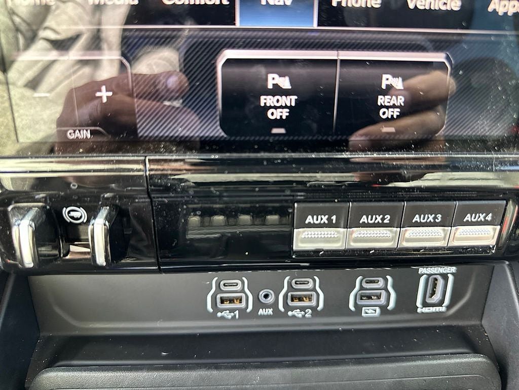 2025 RAM 1500 RHO