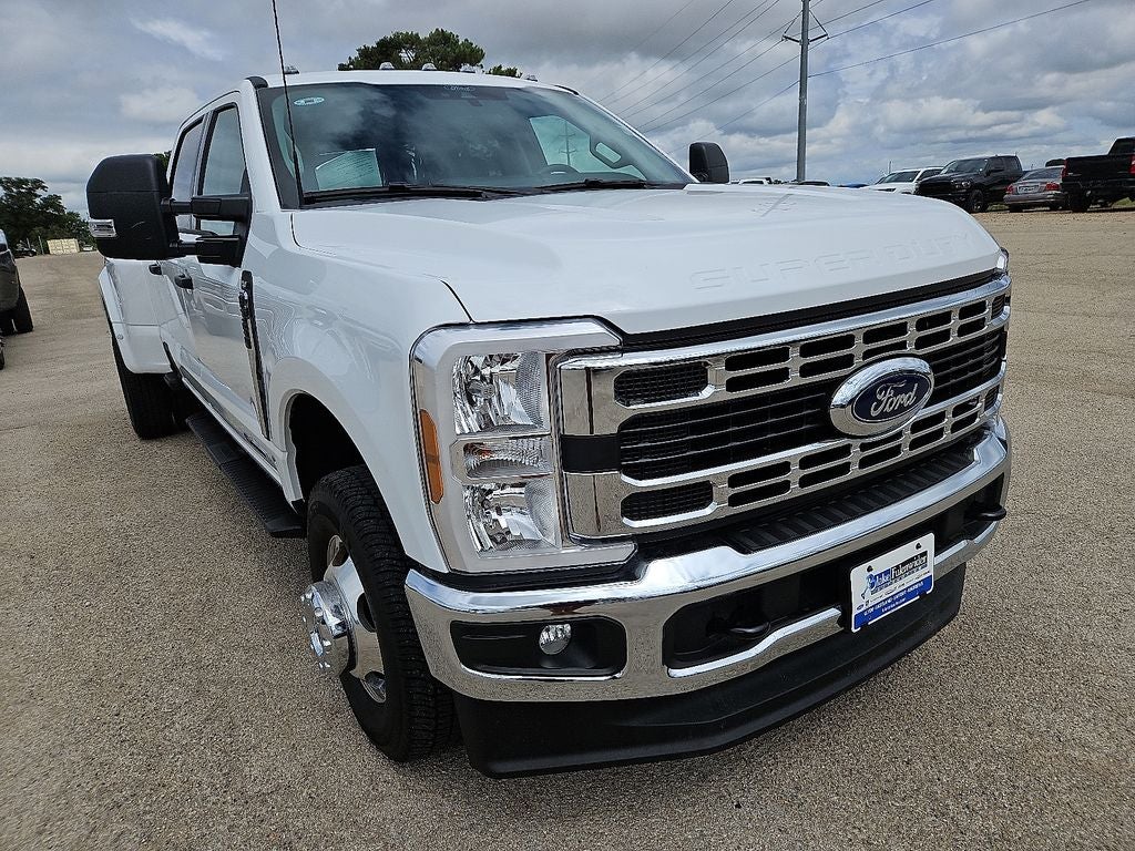2026 Ford F-350SD XLT DRW