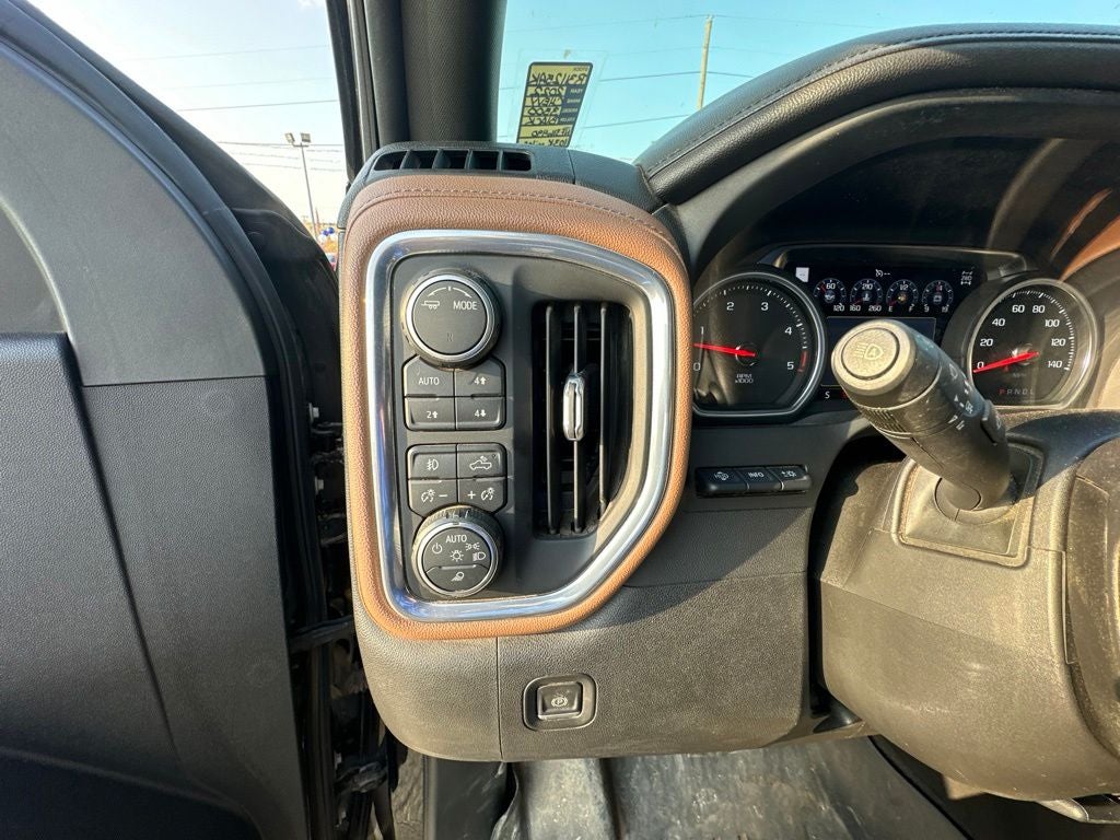 2022 Chevrolet Silverado 3500HD 4WD Crew Cab Standard Bed High Country