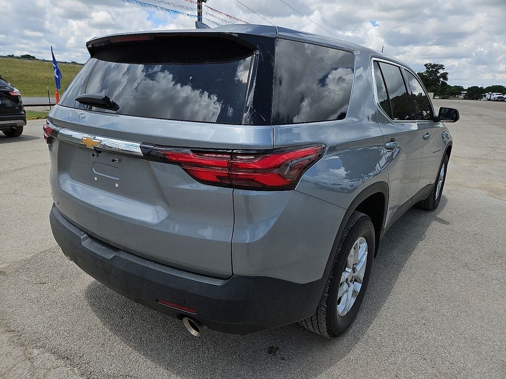 2023 Chevrolet Traverse LS