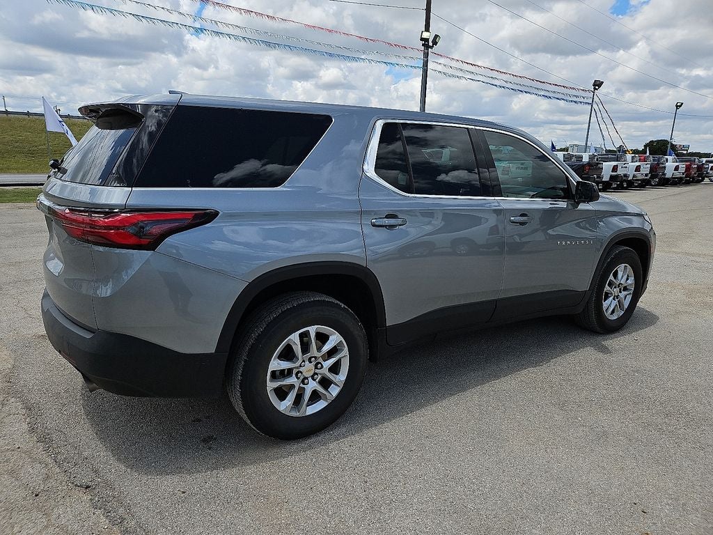2023 Chevrolet Traverse LS