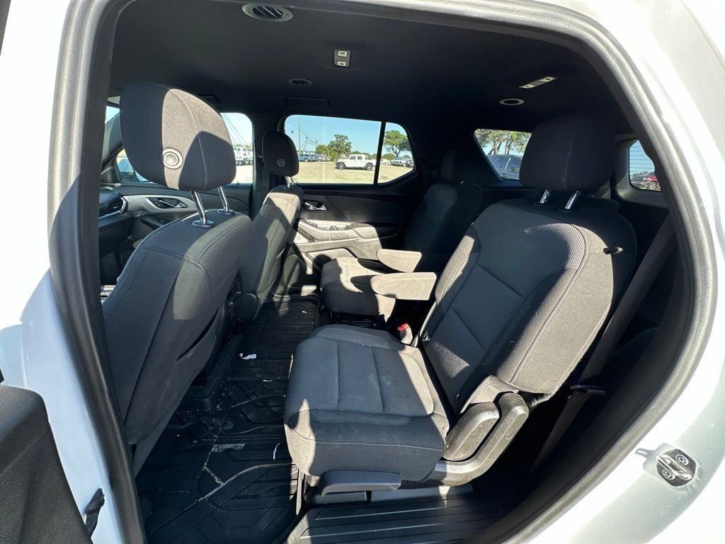 2022 Chevrolet Traverse FWD LT Cloth