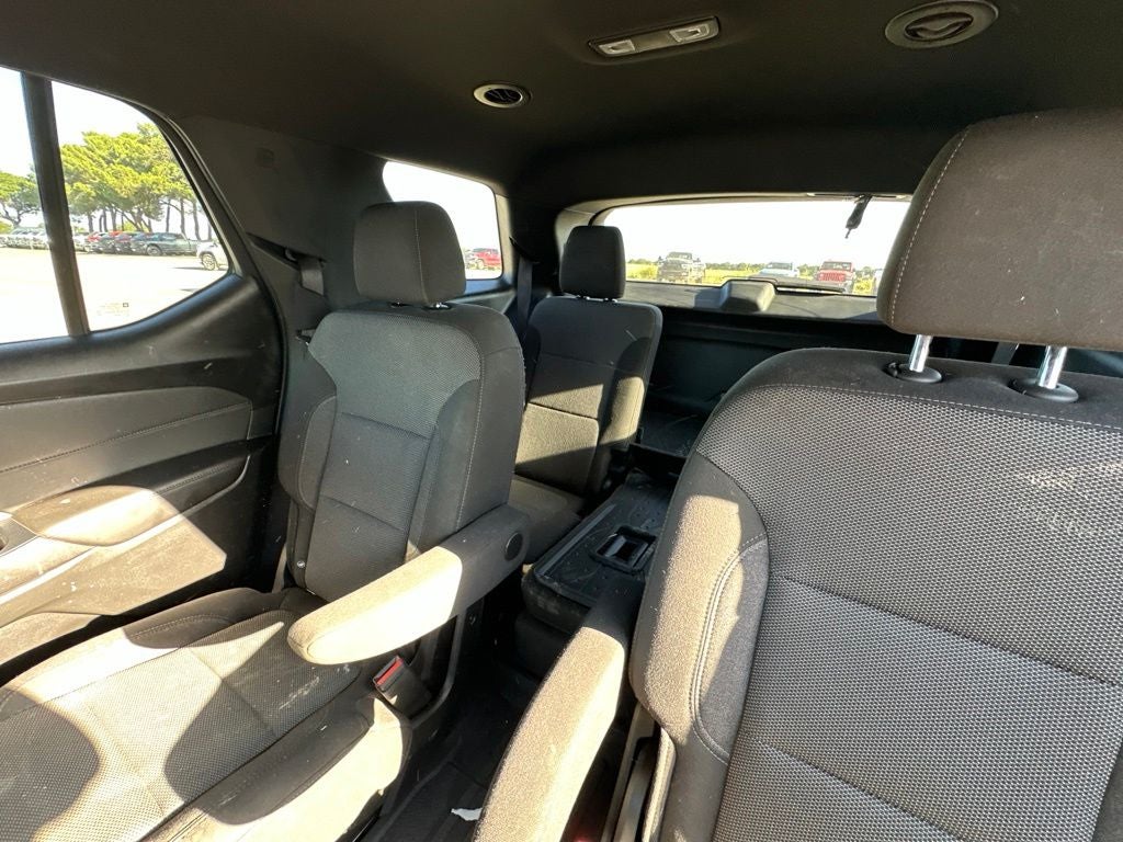 2022 Chevrolet Traverse FWD LT Cloth