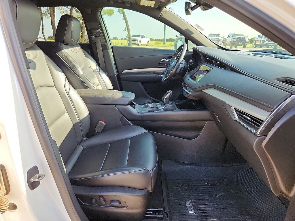 2019 Cadillac XT4 Premium Luxury