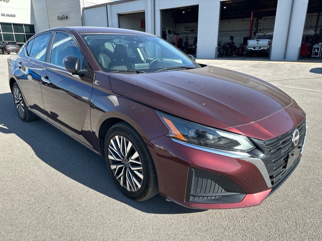 2024 Nissan Altima SV FWD