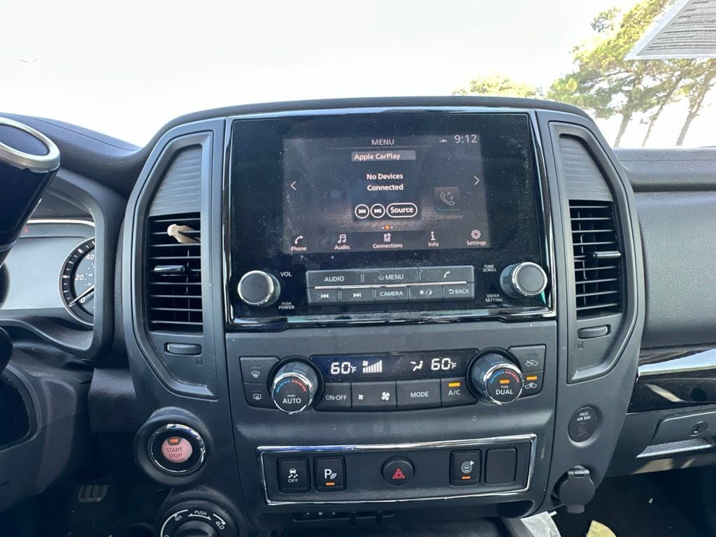 2024 Nissan Titan SV