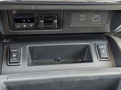 2024 Nissan TITAN Crew Cab SV 4x4