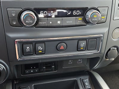 2024 Nissan TITAN Crew Cab SV 4x4