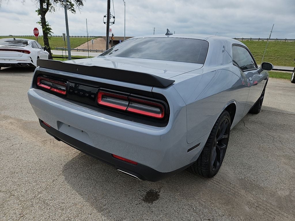 2021 Dodge Challenger SXT