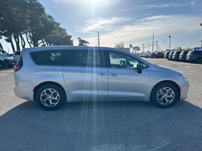 2024 Chrysler Pacifica Limited