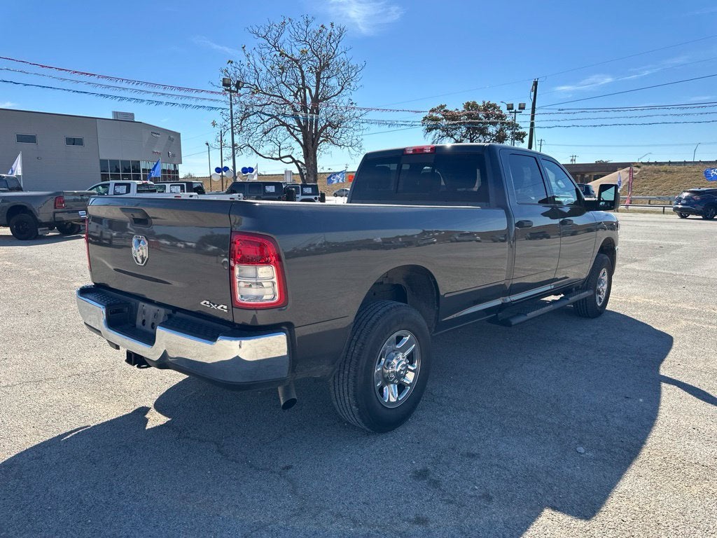 2024 RAM 3500 Tradesman Crew Cab 4x4 8' Box