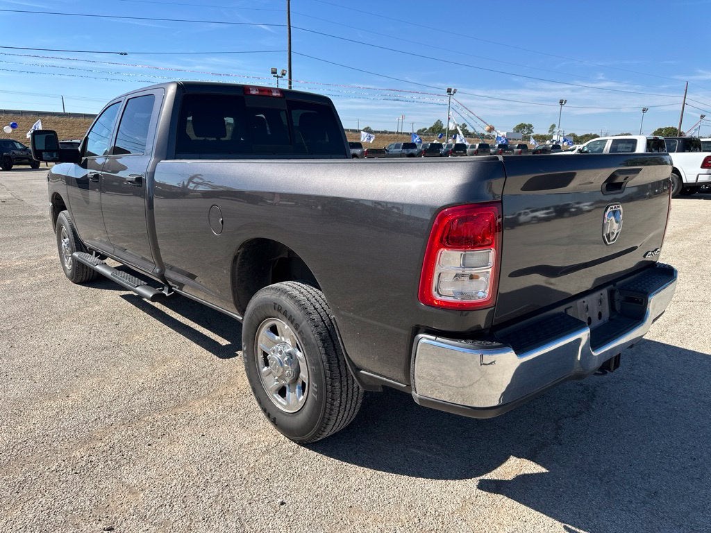 2024 RAM 3500 Tradesman Crew Cab 4x4 8' Box