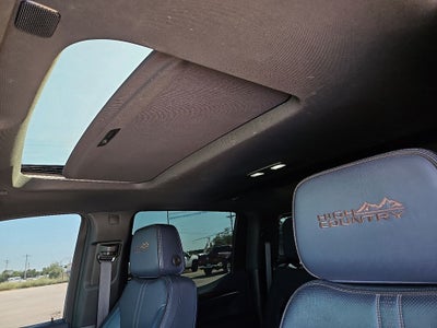 2023 Chevrolet Silverado 1500 4WD Crew Cab Short Bed High Country