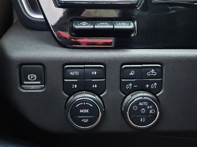 2023 Chevrolet Silverado 1500 4WD Crew Cab Short Bed High Country