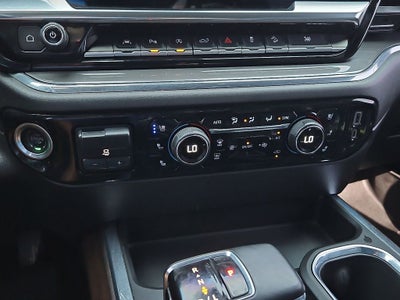 2023 Chevrolet Silverado 1500 4WD Crew Cab Short Bed High Country