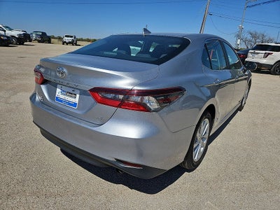 2022 Toyota Camry LE